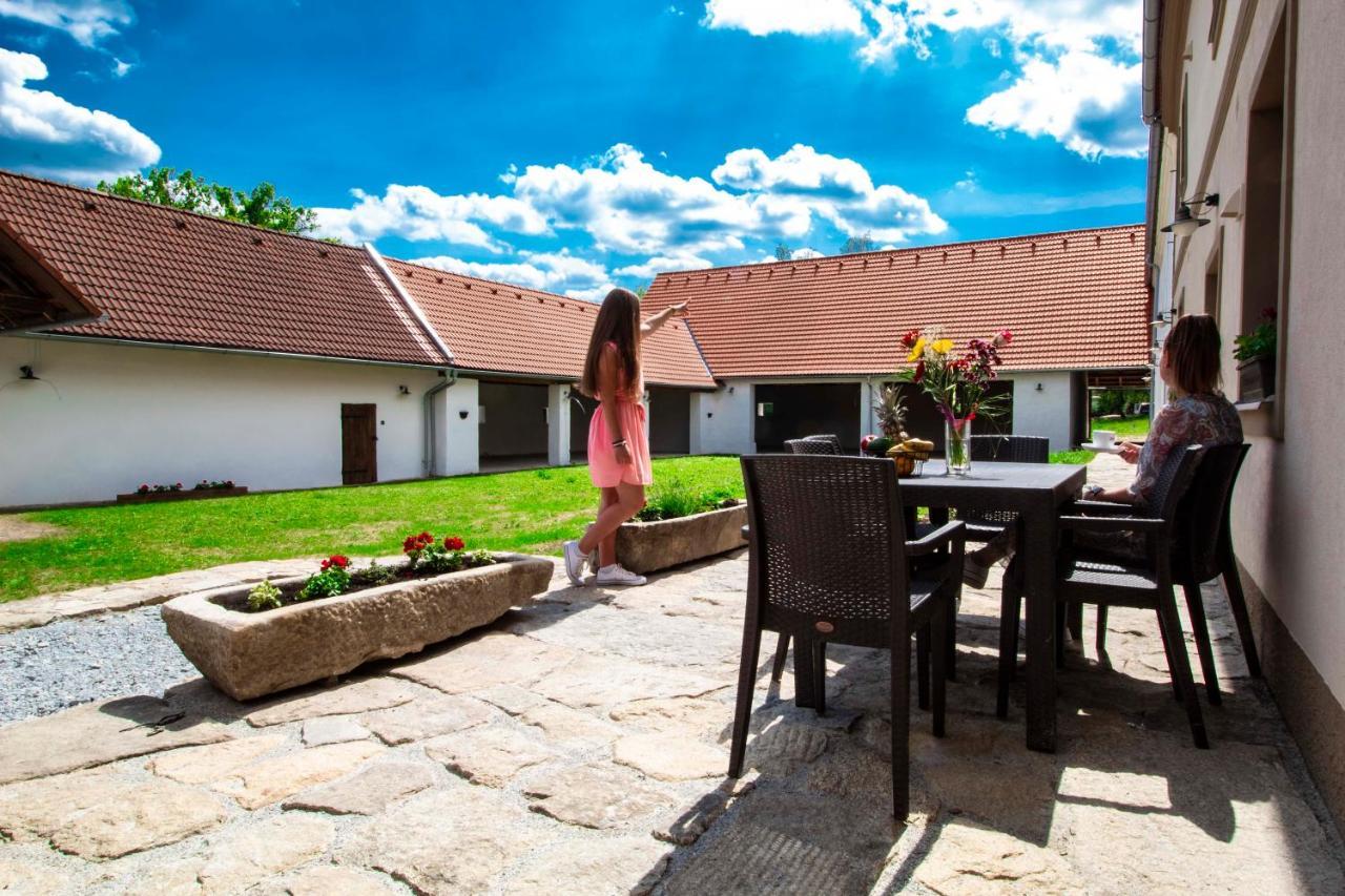 Residence Klazary U Zumberka - Terasove Apartmany Kamenna Εξωτερικό φωτογραφία