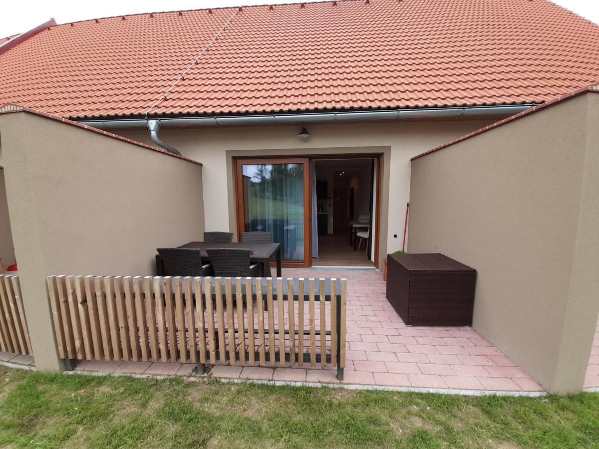 Residence Klazary U Zumberka - Terasove Apartmany Kamenna Εξωτερικό φωτογραφία